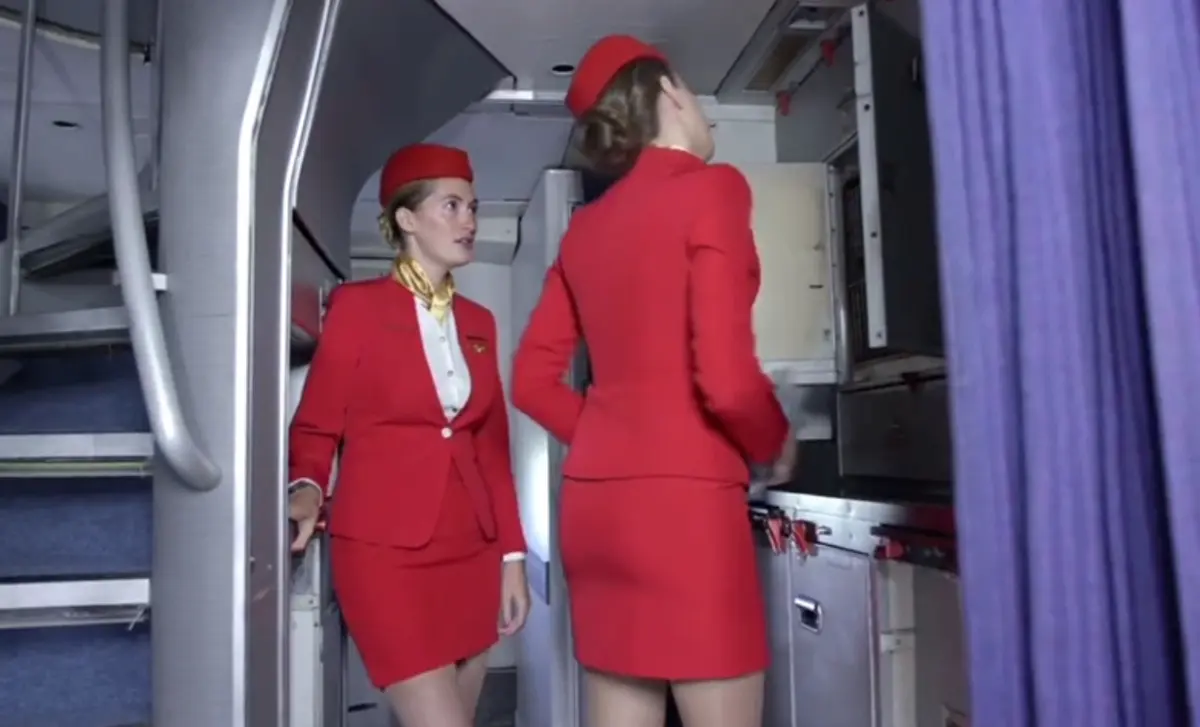 《法国空姐2019(多塞尔航空)》资源下载-手机免费观看全集-法国空姐HD高清完整版在线播放